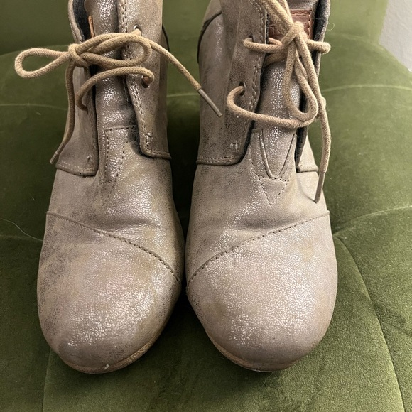 Toms Desert Wedge Metallic Bootie - Picture 3 of 6